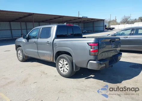 2022 Nissan Frontier Sv 4X4 z USA, uszkodzony, nr VIN 1N6ED1EK1NN677785